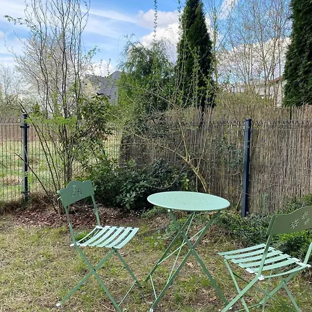 Garden Oasis *